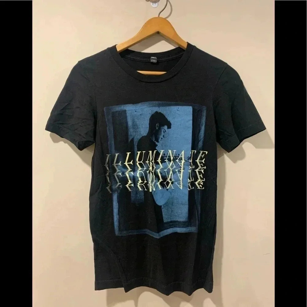 Shawn  Mendes Illuminate World Tour Concert T-Shirt